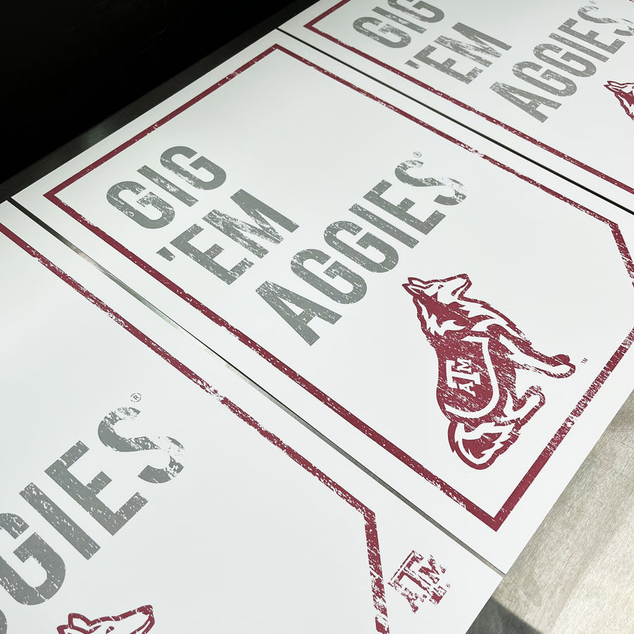 Limited Edition Texas A&M Gig 'Em Aggies Poster - Texas A&M Distressed Poster Art Print - 13x19"